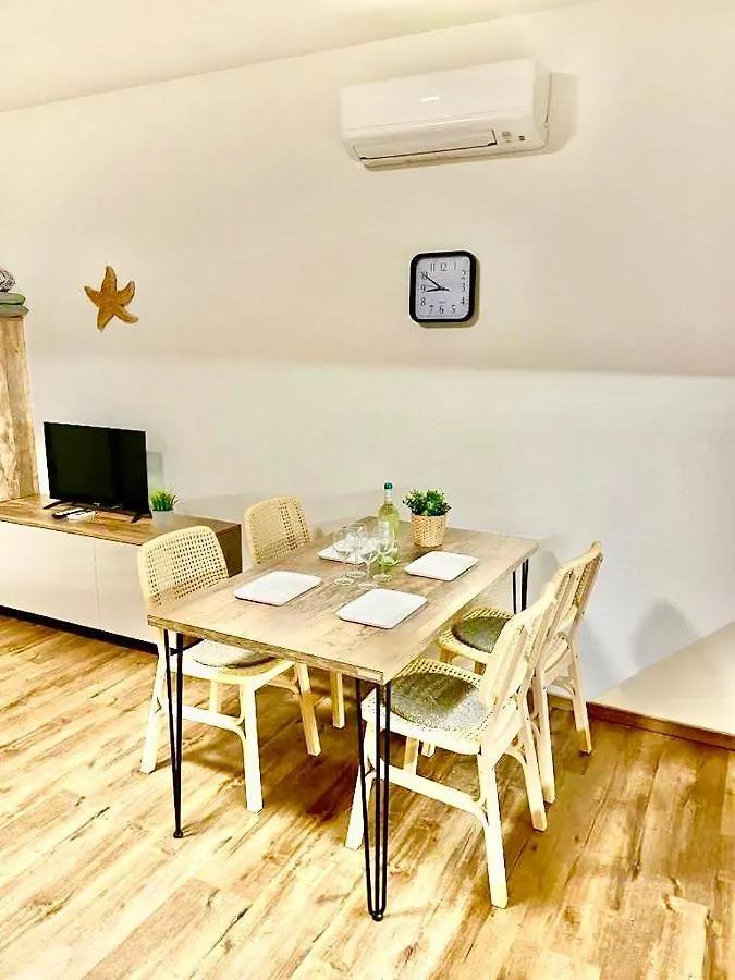 Apartamento Sardegna Appartamenti, Via Sedini Trinità dʼAgultu